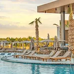 Apartament Grand Sapphire A Block And Casino