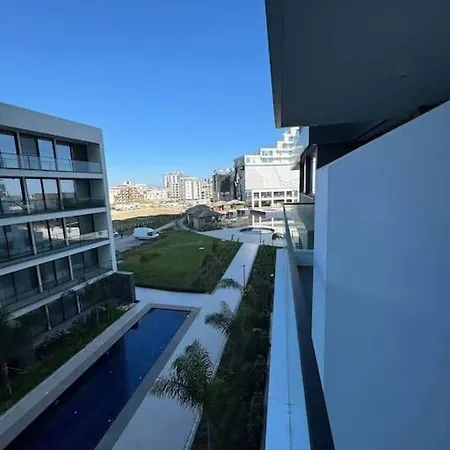 Grand Sapphire A Block And Casino Apartman *