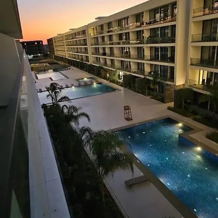 Apartament Grand Sapphire A Block And Casino *