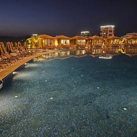 Apartman Grand Sapphire A Block And Casino