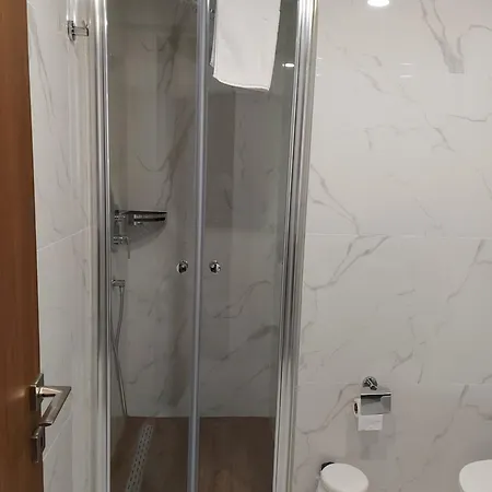 Grand Sapphire A Block And Casino Apartman *